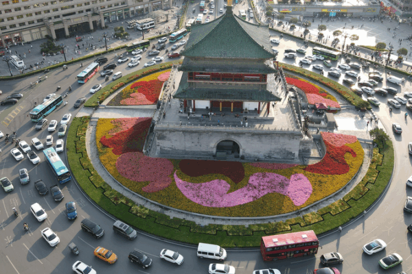 Live__Xi_an_Bell_Tower_Showcases_Ming_Dynasty_Majesty video poster