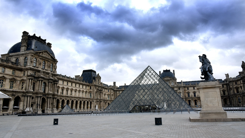 Louvre_Reopens_After_Crown_Jewels_Heist__Security_Under_Scrutiny video poster