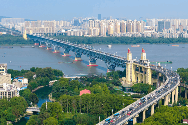 Nanjing Yangtze River Bridge: Engineering Marvel & Cultural Icon Nanjing_Yangtze_River_Bridge__Engineering_Marvel___Cultural_Icon video poster