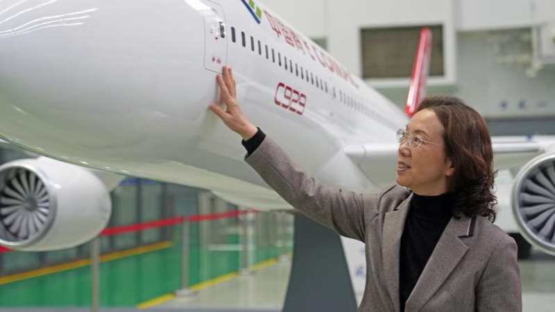 Zhao Chunling: Pioneering Women’s Leadership in China’s Aviation Breakthroughs