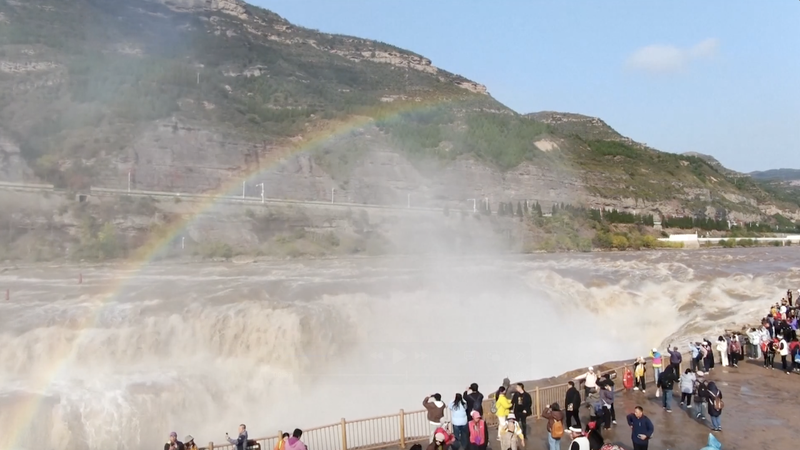 Rainbow_Crowns_Yellow_River_s_Hukou_Waterfall_in_Breathtaking_Display_poster - Khabar Asia Rainbow_Crowns_Yellow_River_s_Hukou_Waterfall_in_Breathtaking_Display video poster