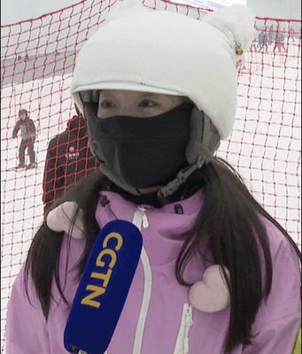 Shenzhen Debuts World’s Largest Indoor Ski Resort Shenzhen_Debuts_World_s_Largest_Indoor_Ski_Resort video poster