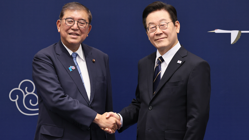 South Korea, Japan Strengthen Ties in Busan Summit Talks South_Korea__Japan_Strengthen_Ties_in_Busan_Summit_Talks
