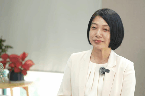 Sustainable_Finance_Fuels_Women_s_Empowerment_in_China video poster