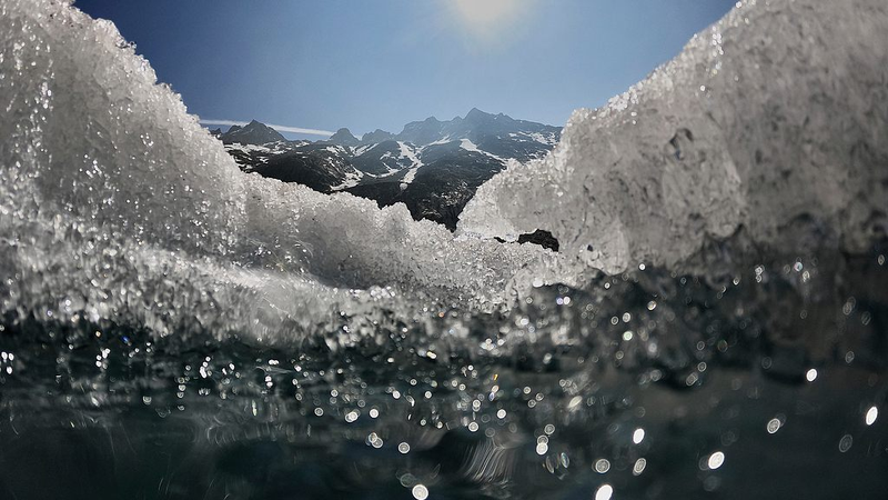 Swiss Glaciers Shrink Rapidly Amid Low Snowfall and Heatwaves Swiss_Glaciers_Shrink_Rapidly_Amid_Low_Snowfall_and_Heatwaves
