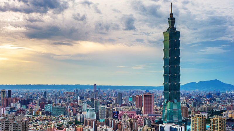 Taiwan_Residents_Embrace_Mainland_Travel_Despite_Restrictions