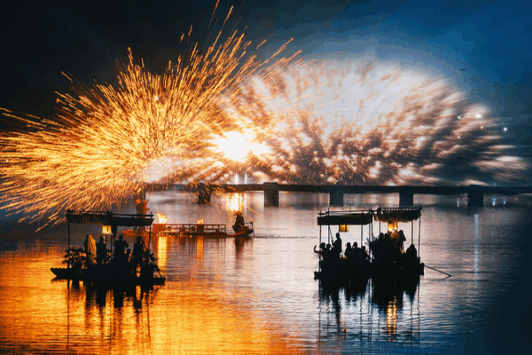 Tech Transforms China’s National Day Travel with Immersive Experiences Tech_Transforms_China_s_National_Day_Travel_with_Immersive_Experiences