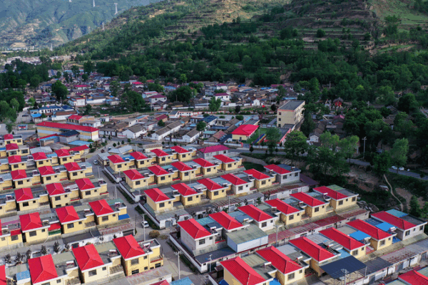 Tianshui’s Rural Revival: Spice and Apples Fuel Prosperity in Gansu Tianshui_s_Rural_Revival__Spice_and_Apples_Fuel_Prosperity_in_Gansu
