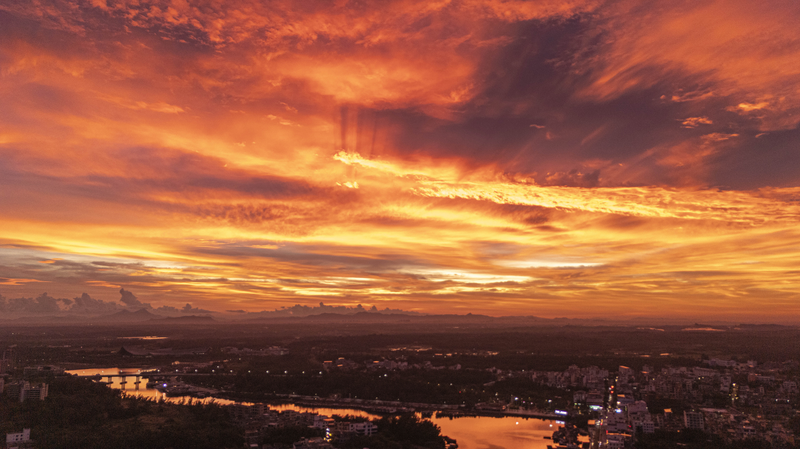 Typhoon_Matmo_Barrels_Toward_Southern_China__Triggers_Red_Alert