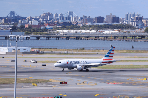 U.S. Shutdown Strains Health, Aviation Amid Pay Disputes U_S__Shutdown_Strains_Health__Aviation_Amid_Pay_Disputes