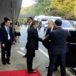 Xi_Jinping_Holds_Talks_with_Canadian_PM_in_ROK_poster - Khabar Asia Xi_Jinping_Holds_Talks_with_Canadian_PM_in_ROK video poster