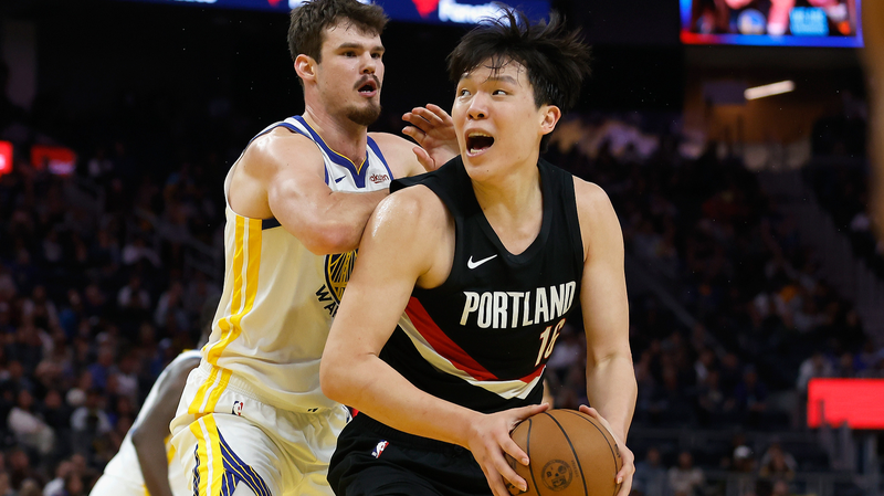 Yang_Hansen_s_NBA_Debut__Promise_Amid_Growing_Pains_for_Blazers_Rookie