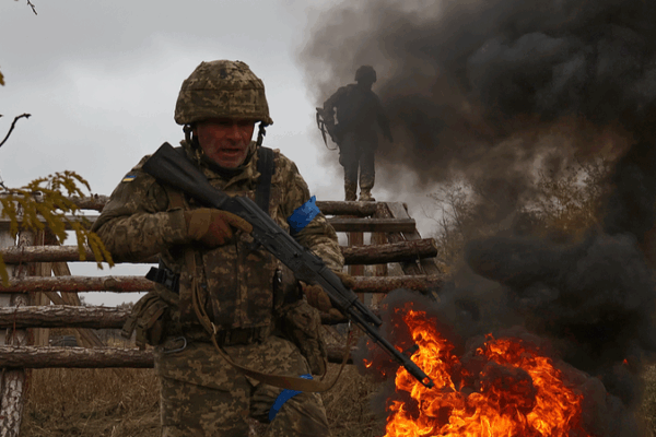 Zelenskyy_Urges_Trump_to_Replicate_Middle_East_Peace_Efforts_in_Ukraine