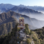 Autumn_Splendor__Xi_an_s_South_Wutai_Mountain_Blends_Nature_and_History_poster - Khabar Asia Autumn_Splendor__Xi_an_s_South_Wutai_Mountain_Blends_Nature_and_History video poster