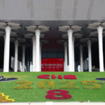 CIIE_2023__Bridging_Global_Markets_with_China_s_Economic_Vision