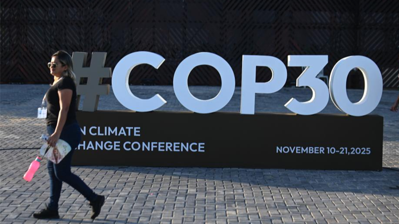 China_Leads_Global_Clean_Energy_Surge_in_2025