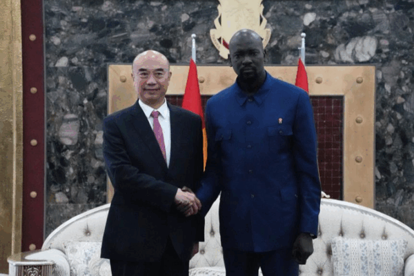 China__Guinea_Strengthen_Ties_with_Simandou_Iron_Ore_Milestone