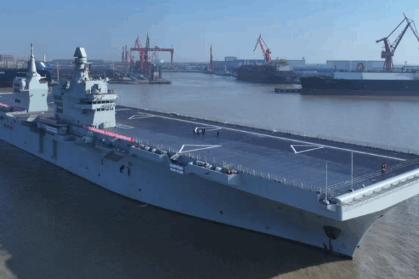 China_s_Sichuan_Amphibious_Assault_Ship_Pioneers_Drone_Swarm_Capabilities_for_Intelligent_Warfare