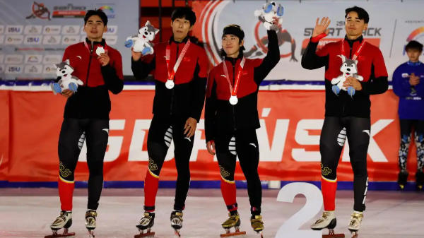 China_s_Skating_Quartet_Secures_Silver_in_Thrilling_World_Tour_Finale