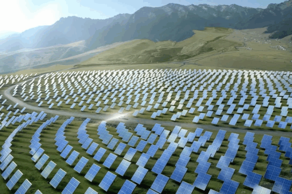 China_s_Solar_Great_Wall_Transforms_Desert_into_Renewable_Hub