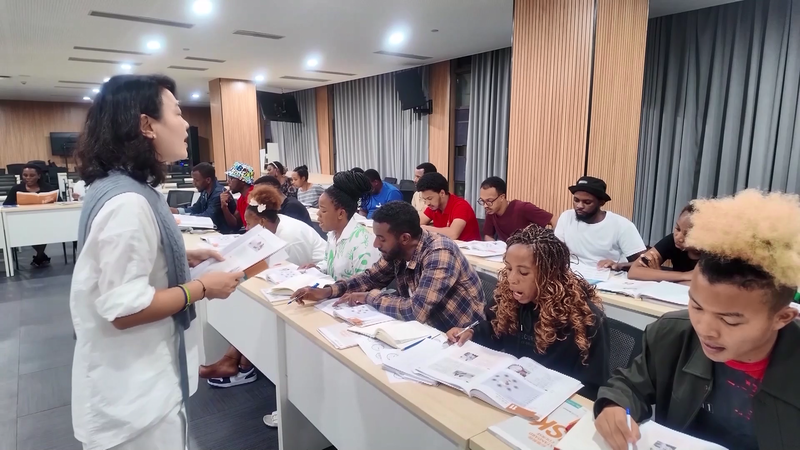 Chinese_Corner_Bridges_Cultures_in_Sanya_s_Tech_Hub video poster