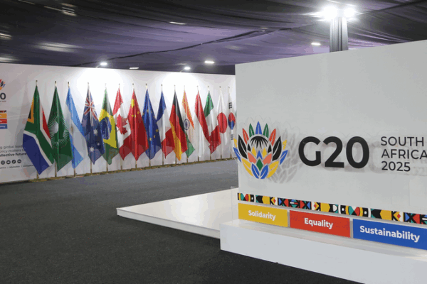 Chinese_Premier_Urges_Global_AI_Governance_at_G20_Summit