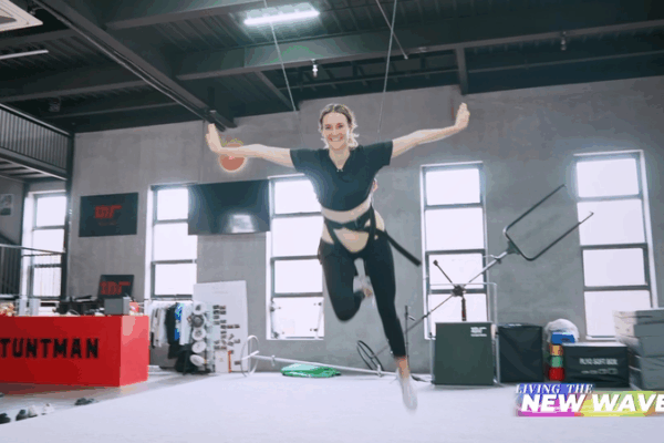 Foreign_Talent_Fuels_China_s_Film_Industry_Boom_in_2025 video poster