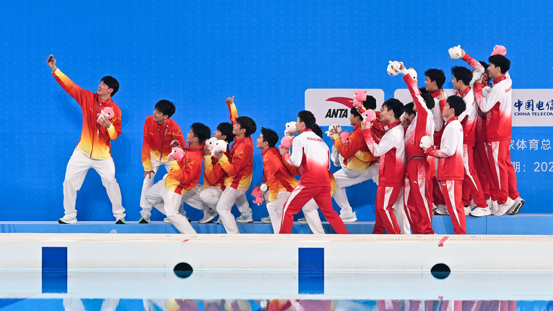Guangdong_Diving_Team_Secures_Historic_8th_Gold_at_China_s_National_Games - Khabar Asia Guangdong_Diving_Team_Secures_Historic_8th_Gold_at_China_s_National_Games