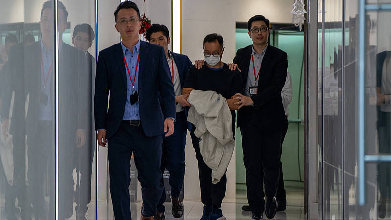 Hong_Kong_Anti_Graft_Body_Arrests_8_in_Deadly_Fire_Probe - Khabar Asia Hong_Kong_Anti_Graft_Body_Arrests_8_in_Deadly_Fire_Probe