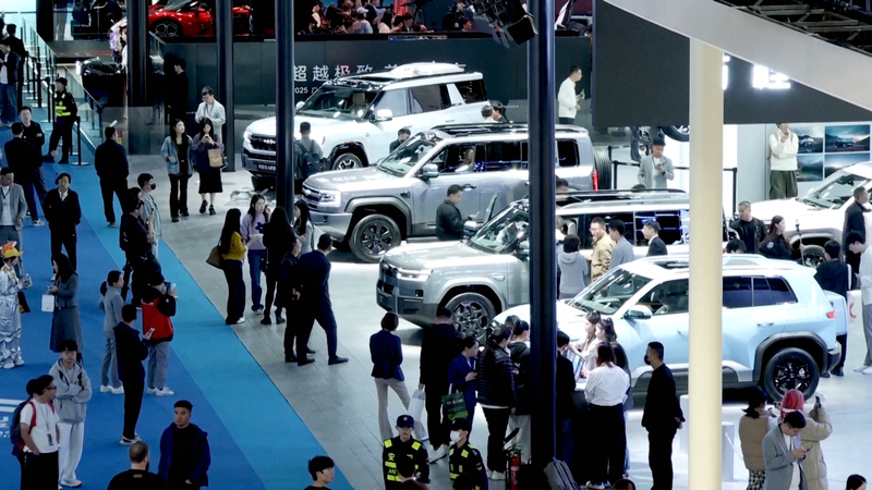 Japanese_Automakers_Grapple_with_China_Market_Shifts_in_2025 video poster