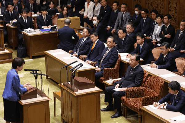 Japanese_Protest_PM_Takaichi_s_Taiwan_Remarks_Amid_Rising_Tensions