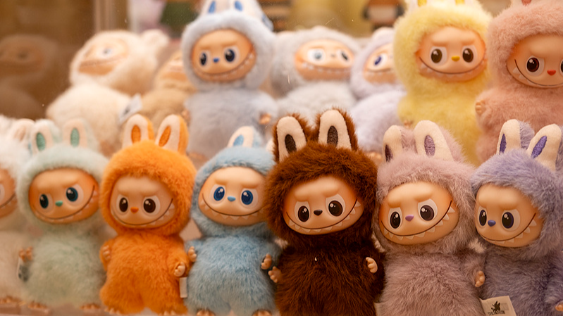 Labubu_Craze_Sweeps_London_as_AliExpress_Brings_Singles__Day_Live_Shopping_to_UK - Khabar Asia Labubu_Craze_Sweeps_London_as_AliExpress_Brings_Singles__Day_Live_Shopping_to_UK