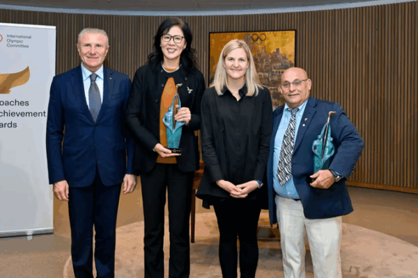 Lang_Ping_Honored_with_IOC_Coaches_Lifetime_Achievement_Award