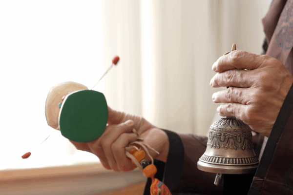 Living_Buddha_Reflects_on_Xizang_s_Decade_of_Transformation video poster