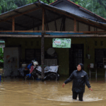 Malaysia_Floods__Over_18_000_Evacuated_as_Monsoon_Rages