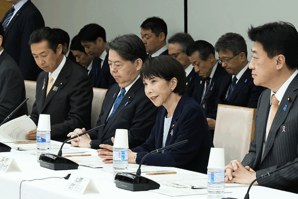 Okinawa__Nagasaki_Leaders_Oppose_PM_s_Nuclear_Policy_Shift