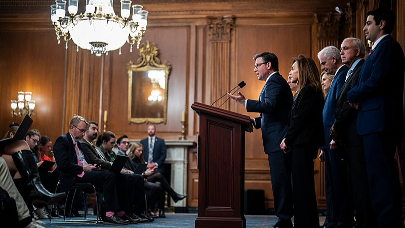 Record_U_S__Government_Shutdown_Nears_End_Amid_Bipartisan_Talks