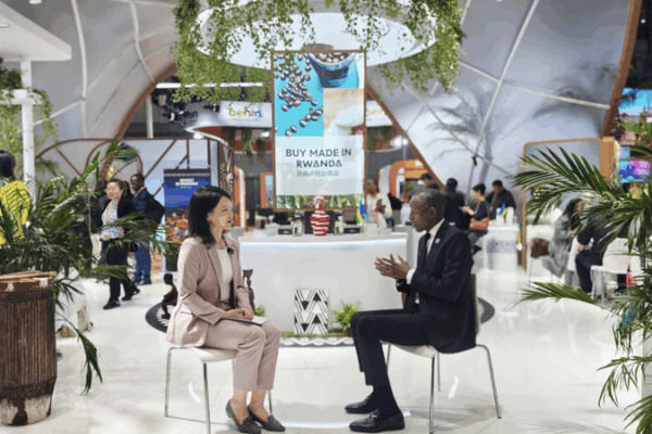 Rwandan_Coffee_and_Chili_Captivate_Chinese_Consumers_at_CIIE video poster