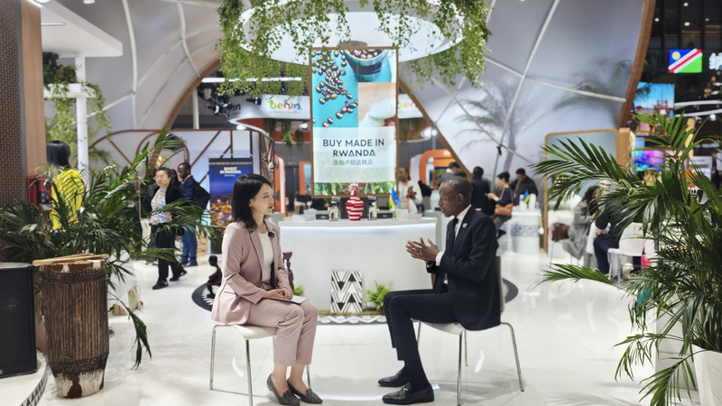 Rwandan_Coffee_and_Chili_Captivate_Chinese_Consumers_at_CIIE_poster - Khabar Asia Rwandan_Coffee_and_Chili_Captivate_Chinese_Consumers_at_CIIE video poster