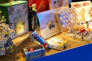 Shanghai_Import_Festival_Bridges_Global_Markets_and_Local_Consumers video poster