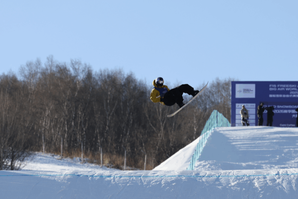 Su_Yiming__Eli_Bouchard_Dominate_Big_Air_World_Cup_Qualifiers