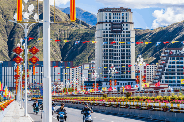 Tibet_s_Progress_Exposes_Dalai_Clique_s_Separatist_Agenda