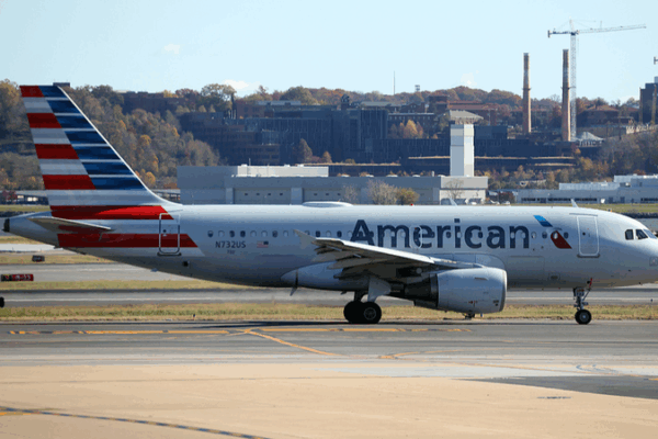 U_S__Faces_Travel_Chaos_as_Government_Shutdown_Grounds_Flights