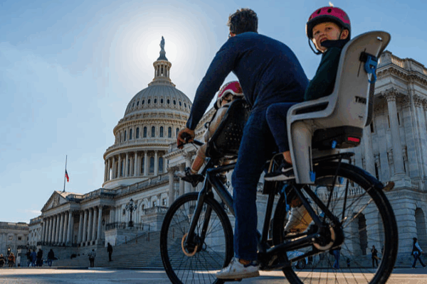 U_S__Shutdown_Sparks_Economic_Warnings__Asia_Braces_for_Ripple_Effects