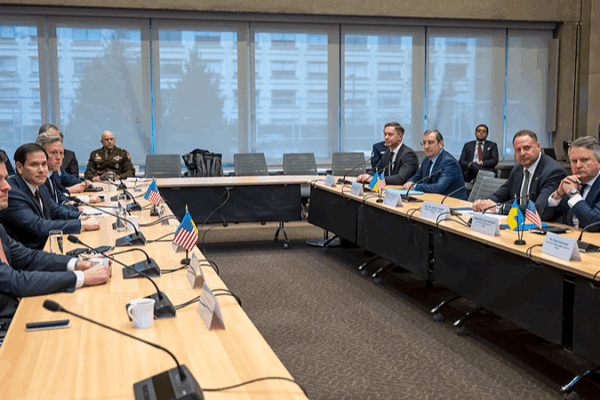 U_S__and_Ukraine_Trim_Peace_Plan_to_19_Points_Amid_Talks