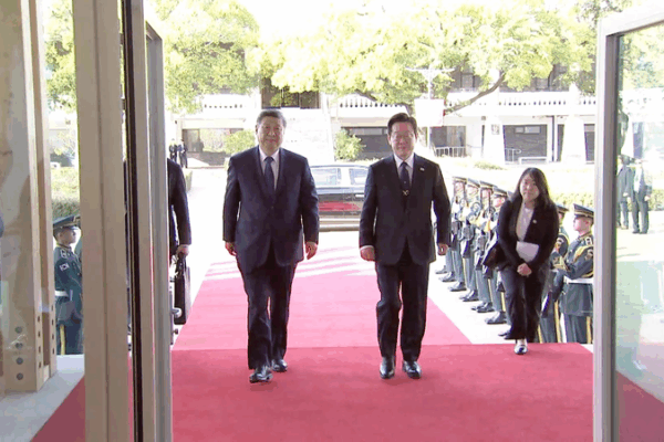 Xi_Jinping_Attends_Welcome_Ceremony_in_ROK_Amid_Strengthening_Ties video poster