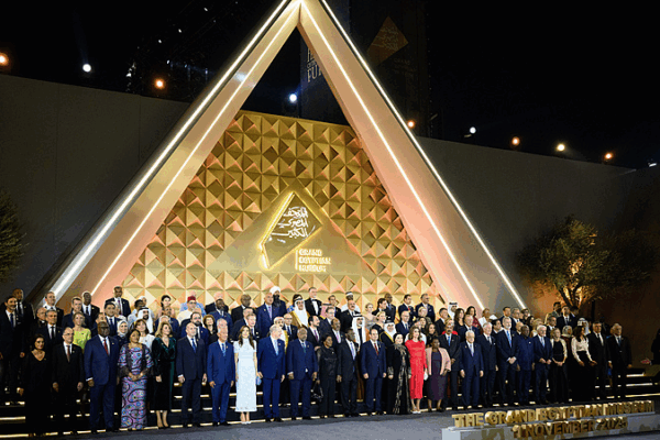 Xi_Jinping_Congratulates_Egypt_s_Sisi_on_Grand_Museum_Opening