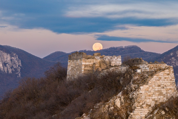 2025_s_Final_Supermoon__Cold_Moon_Illuminates_Global_Skies