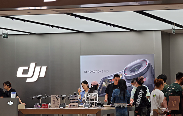 China_Condemns_U_S__Over__Unacceptable_Risks__Label_on_Tech_Giant_DJI