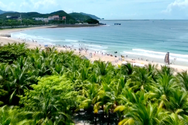 Hainan_Launches_New_Tourism_Rules_to_Boost_Global_Appeal video poster